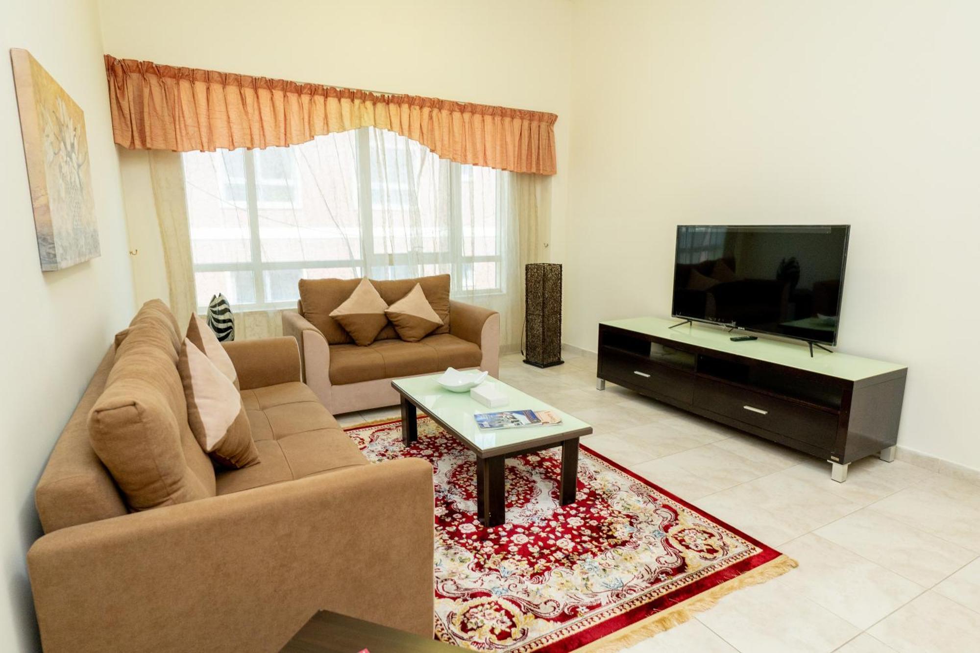 Al Raya Hotel Apartments Дубай Екстериор снимка