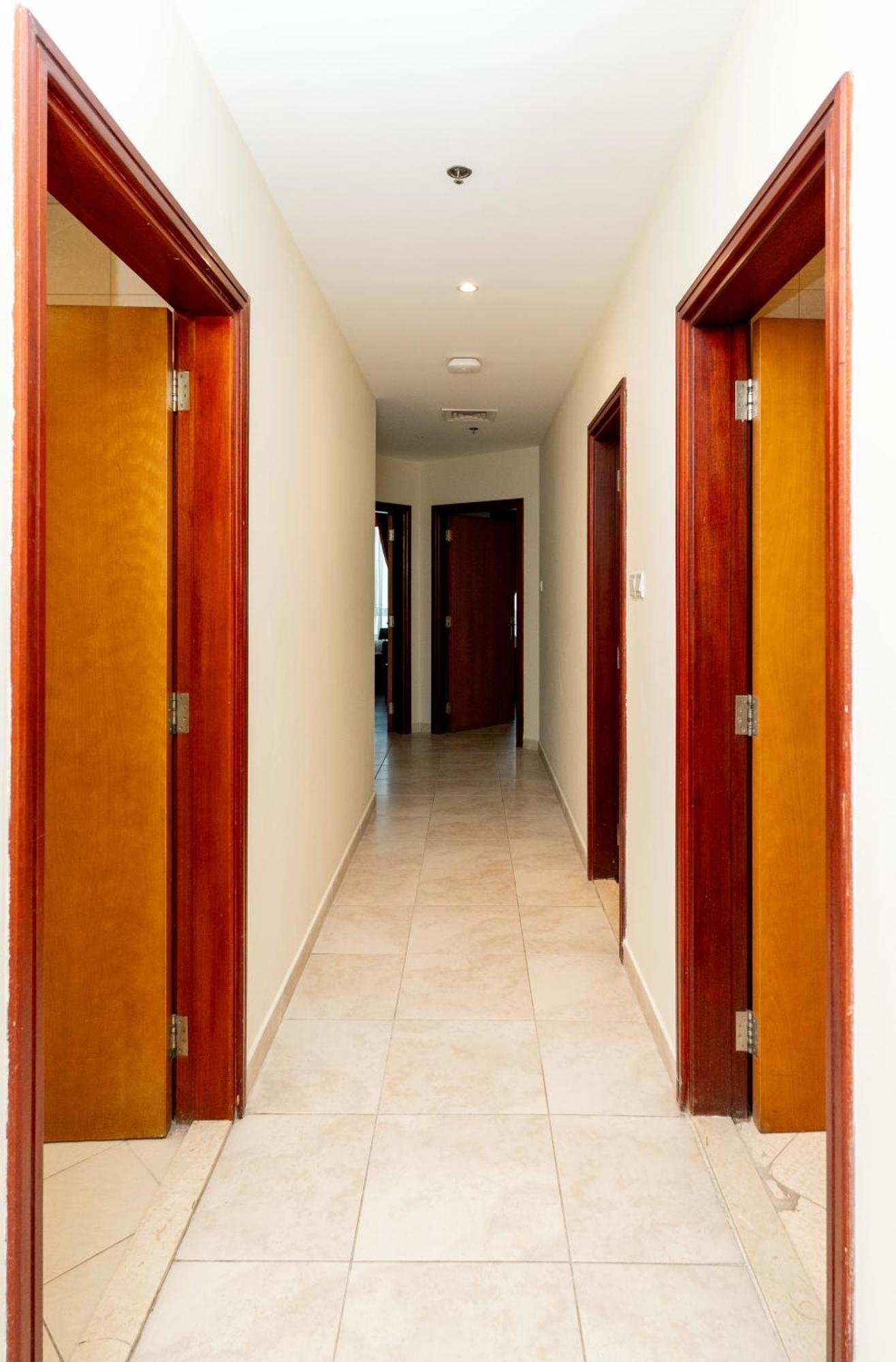Al Raya Hotel Apartments Дубай Екстериор снимка
