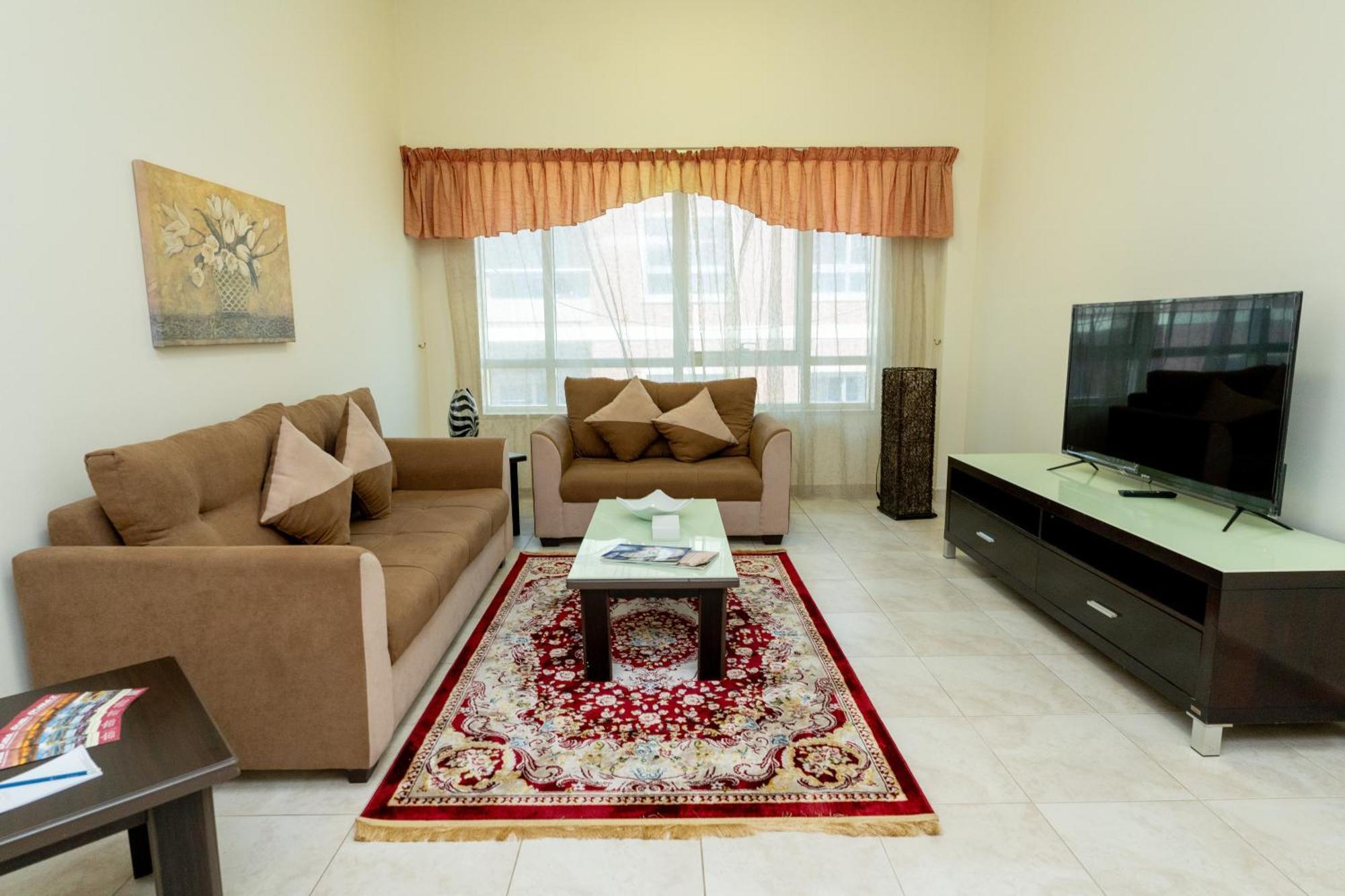 Al Raya Hotel Apartments Дубай Екстериор снимка